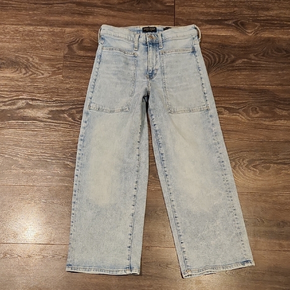 ❤️ NWOT! BANANA REPUBLIC HIGH RISE WIDE LEG CROP JEANS, 0 (25) - Picture 2 of 8